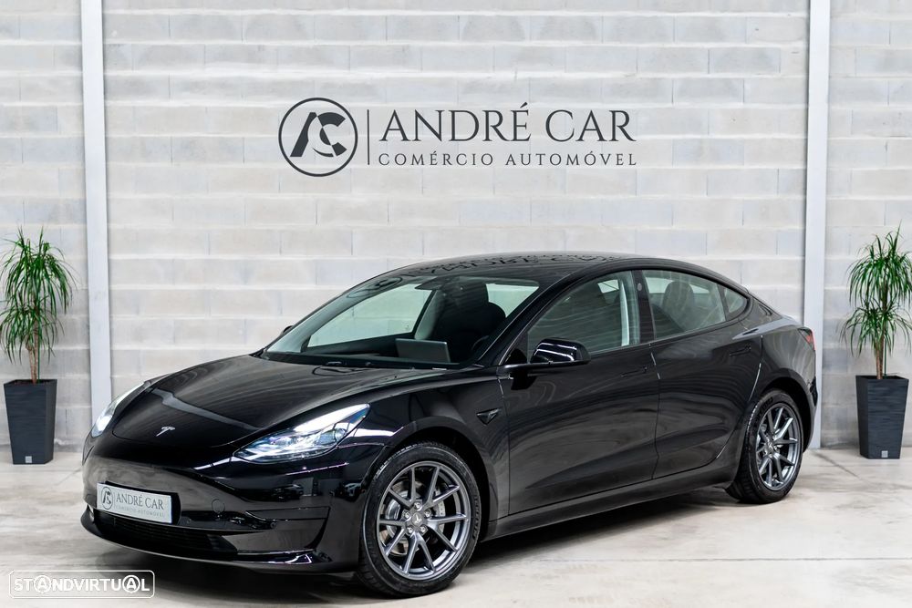 Tesla Model 3 Standard Range Plus RWD - 2