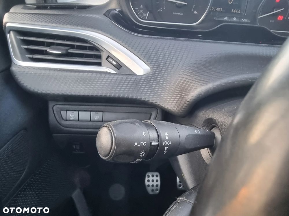 Peugeot 2008 BlueHDi FAP 120 STOP & START Crossway - 20