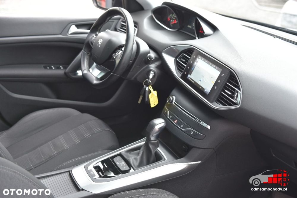 Peugeot 308 - 24