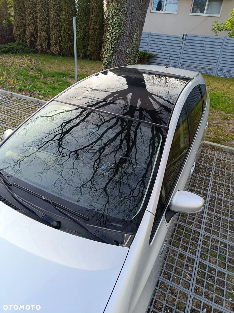 Toyota Prius+ - 10