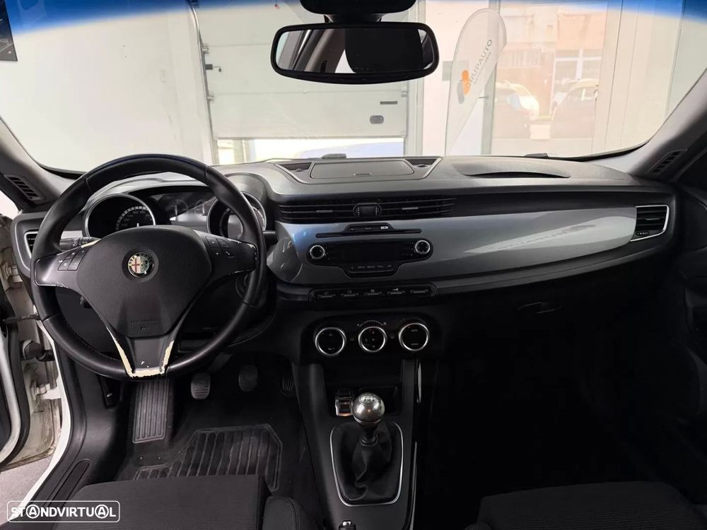 Alfa Romeo Giulietta 1.6 JTDM Exclusive - 14