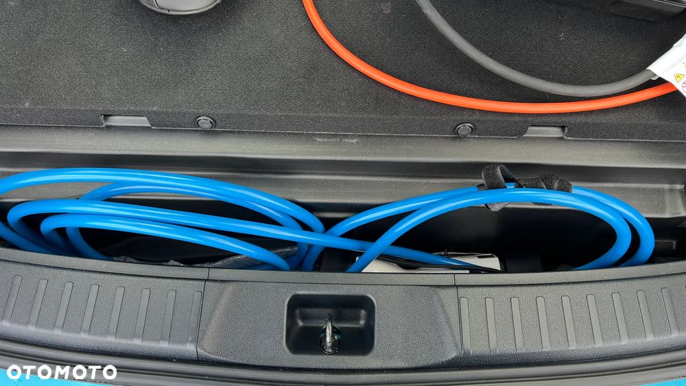 Toyota Prius Plug-in 1.8 Hybrid Prestige - 12