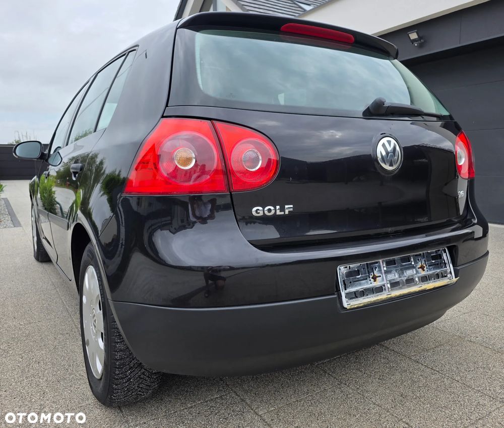 Volkswagen Golf 1.6 Comfortline - 8