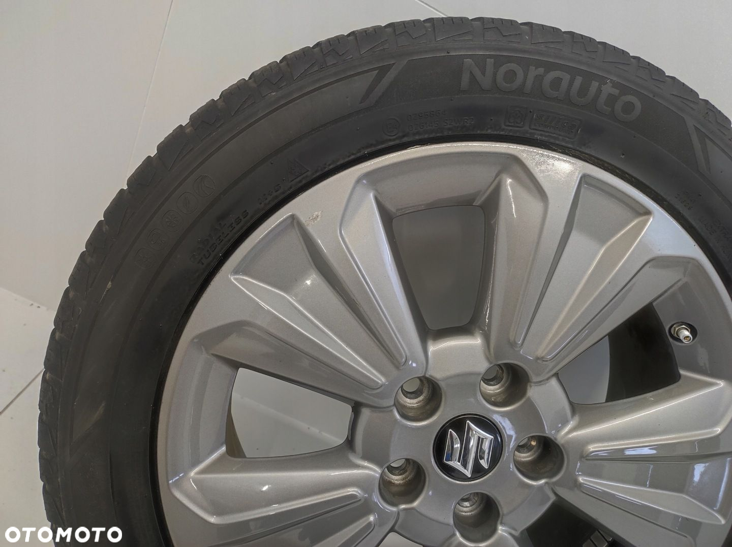 KOŁA FELGI ALUMINIOWE ALUSY R17 SUZUKI VITARA III 3 LIFT R17 - 3