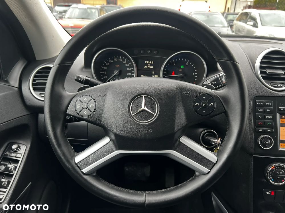 Mercedes-Benz ML 350 CDI 4-Matic - 25