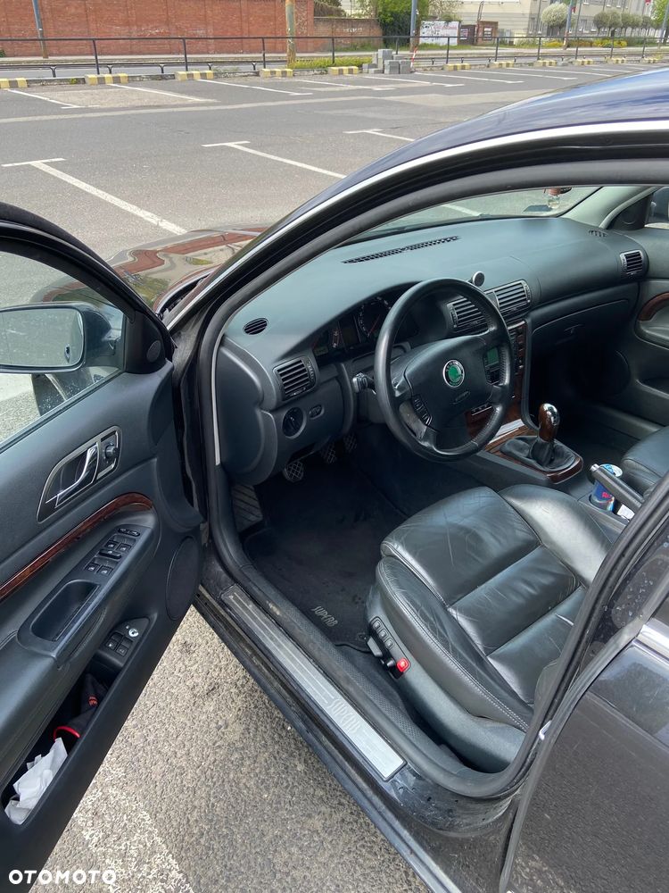 Skoda Superb 2.8 V6 Elegance - 22