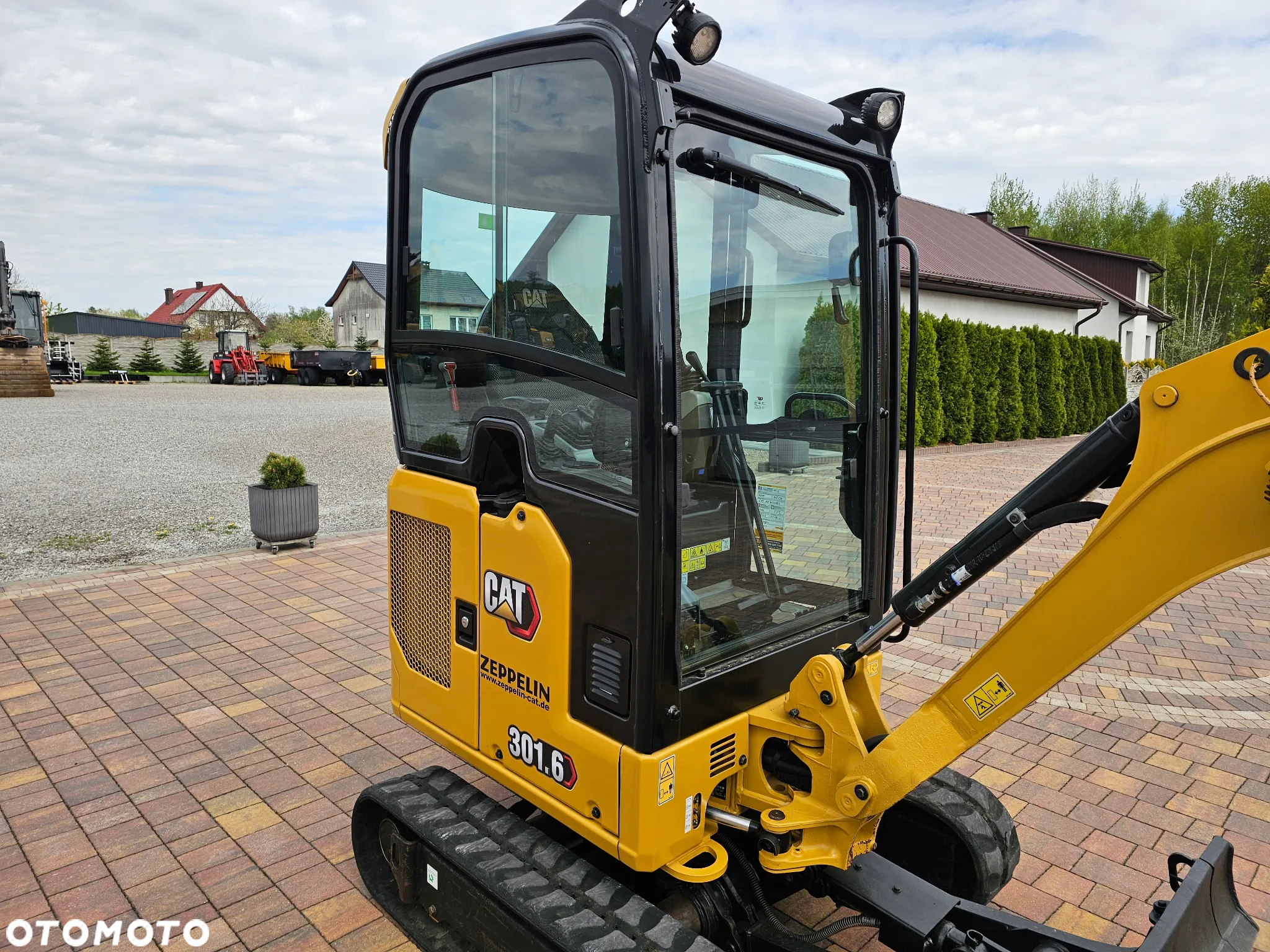 Caterpillar 301.6 - 23