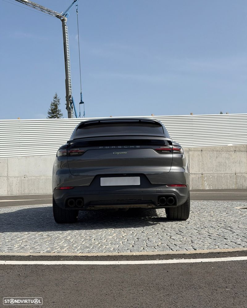 Porsche Cayenne Coupé E-Hybrid - 6