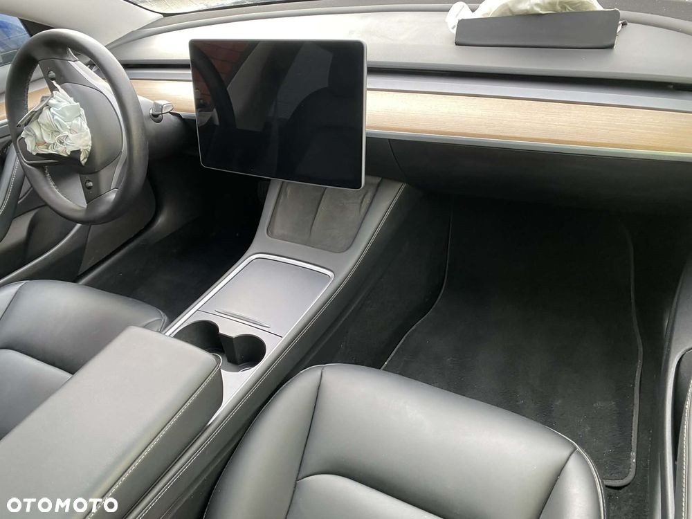 Tesla Model 3 Standard Hinterradantrieb - 10