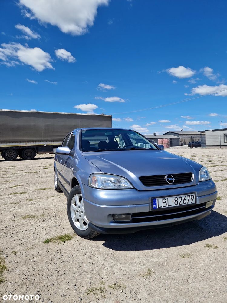 Opel Astra - 2