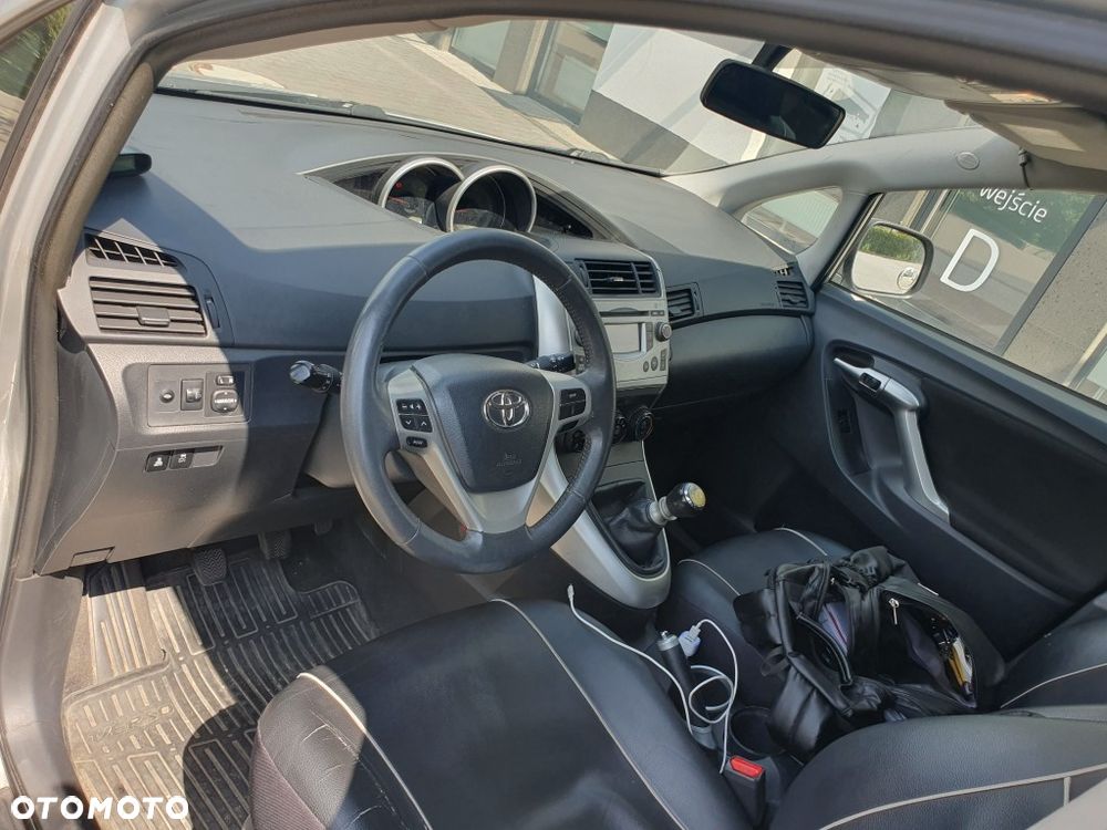 Toyota Verso 2.0 D-4D Luna - 5