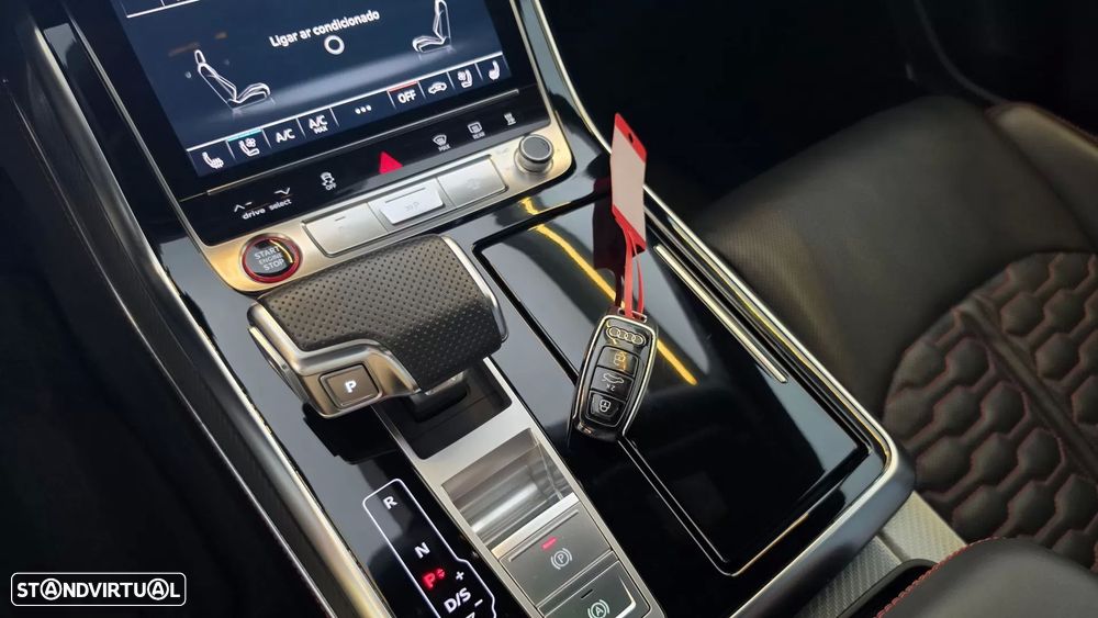 Audi RS Q8 4.0 TFSI quattro Tiptronic - 56