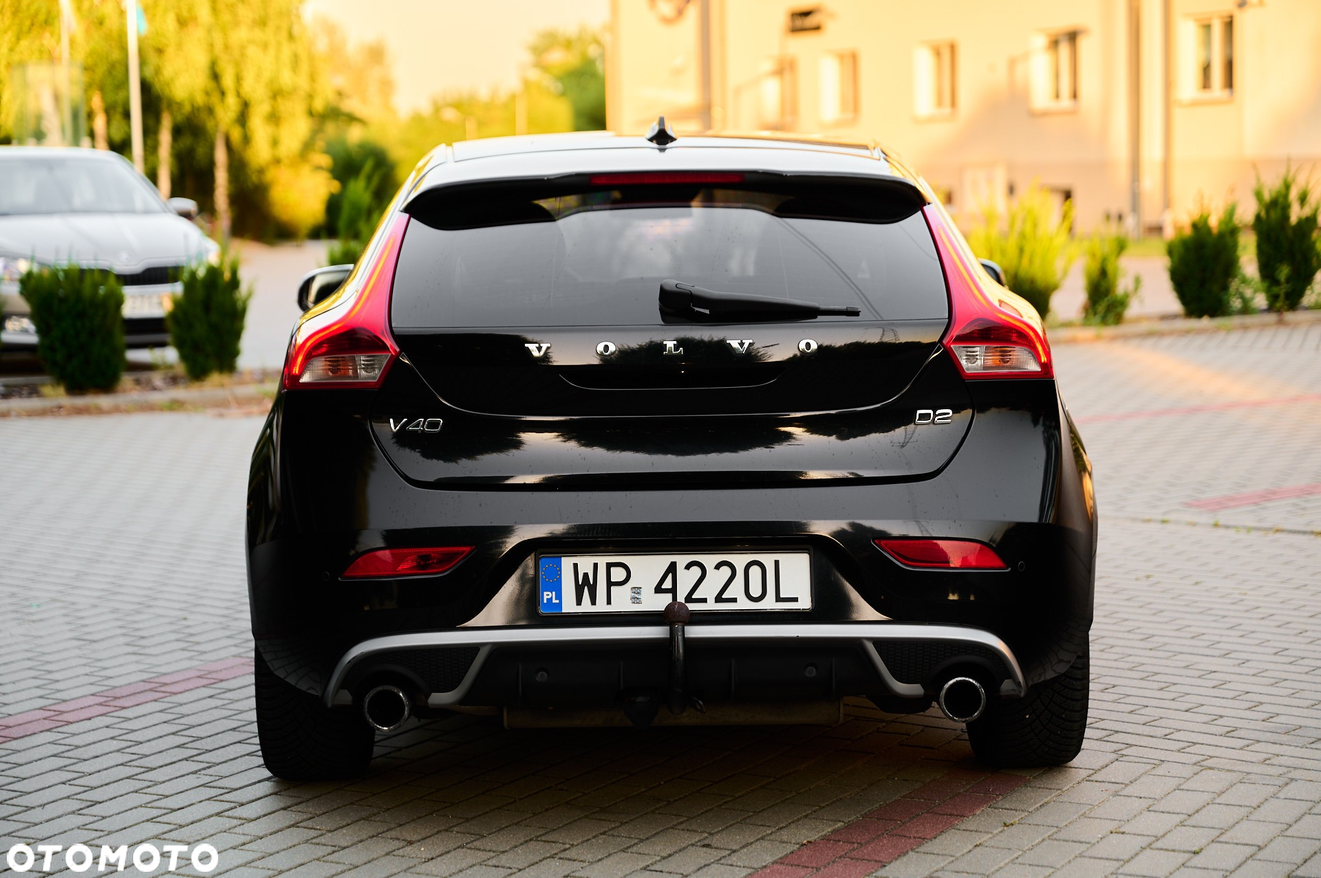 Volvo V40 D2 R-Design - 11