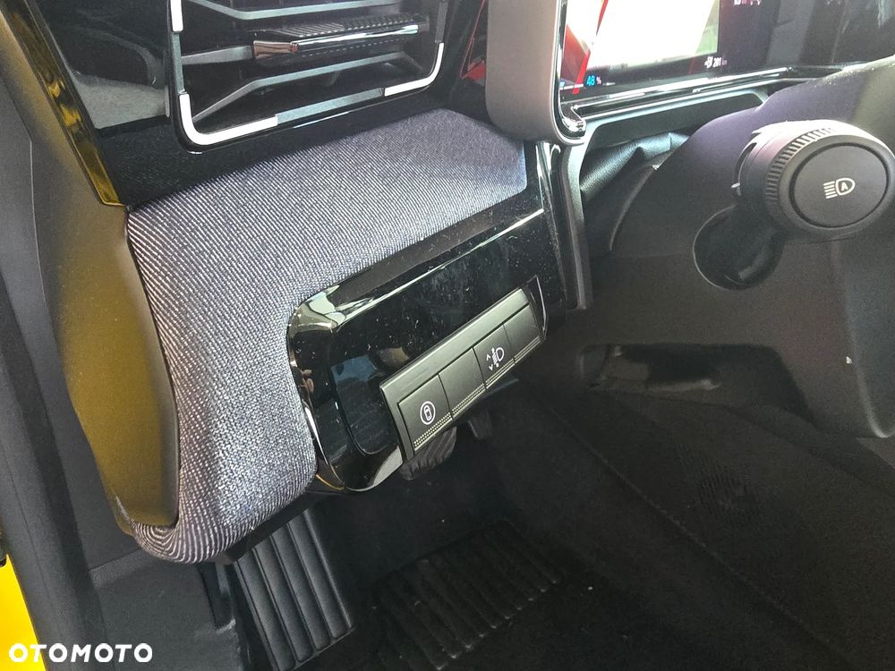 Renault 5 52kWh Comfort Range Techno - 10