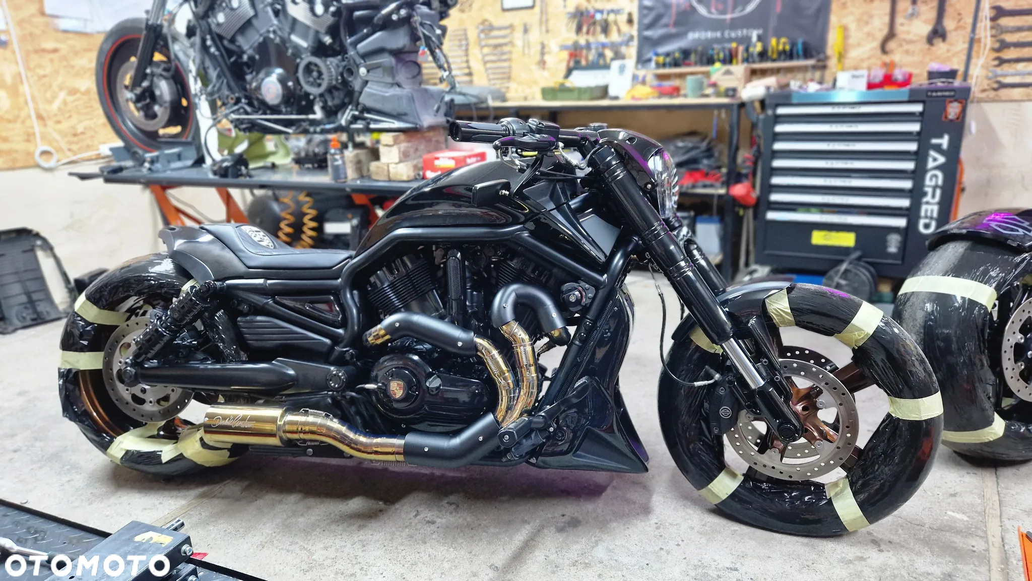 Harley-Davidson V-Rod Muscle - 12
