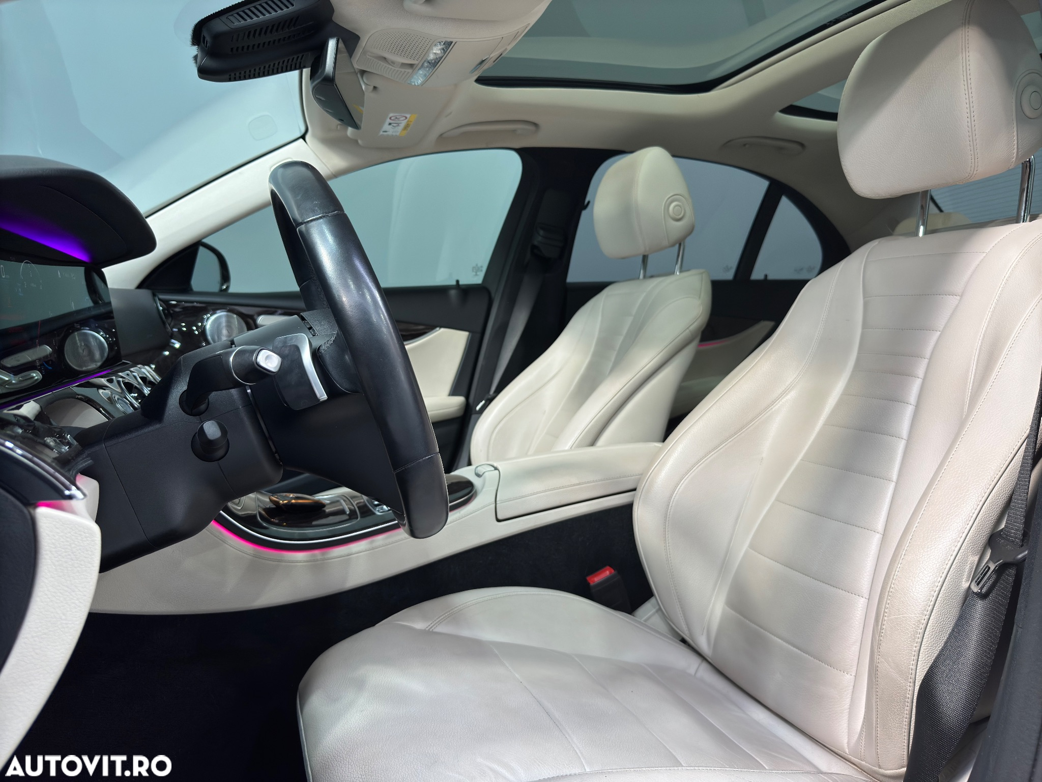 Mercedes-Benz E 220 d 4MATIC Aut. - 23