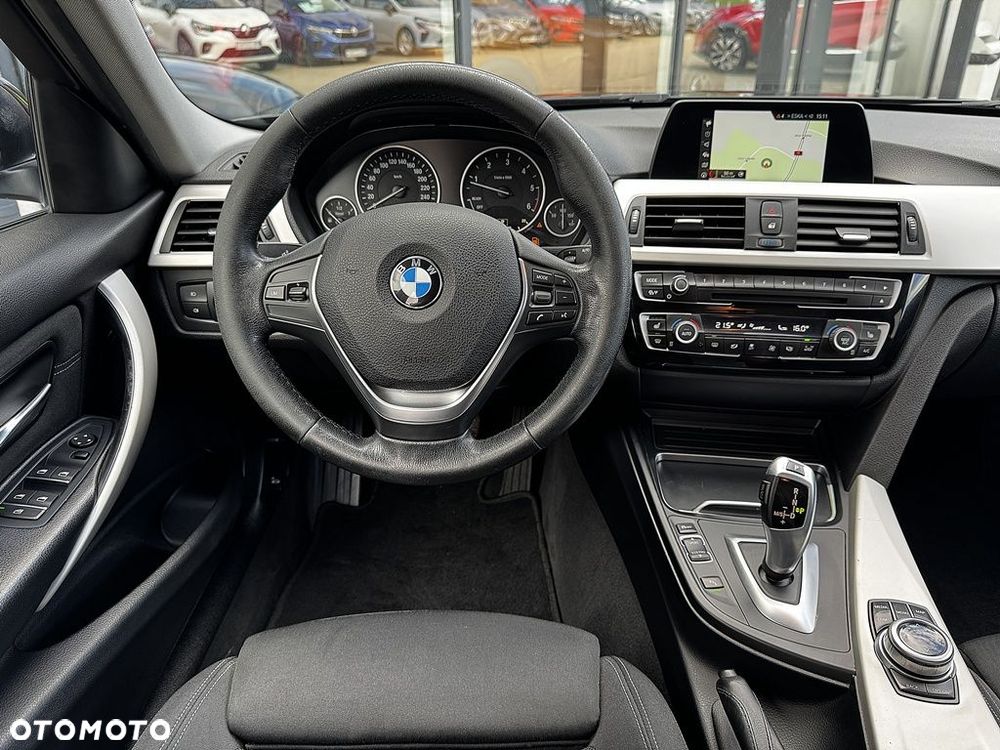 BMW Seria 3 318d - 8