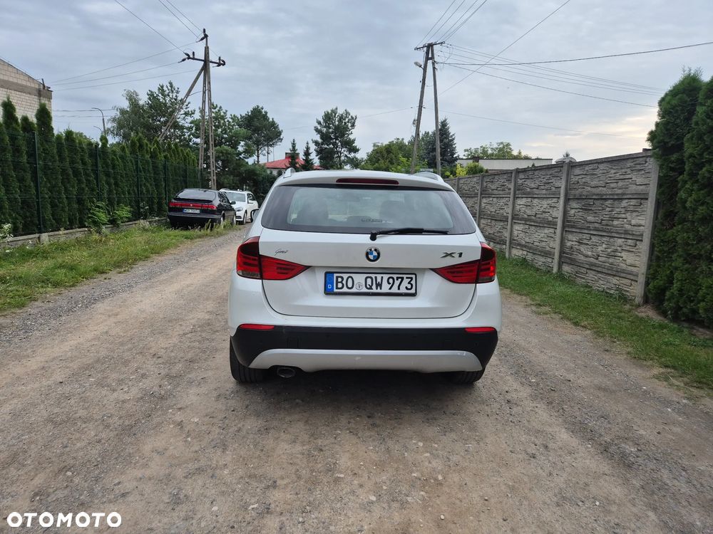 BMW X1 xDrive18d - 6