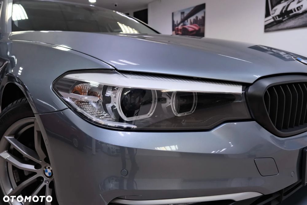 BMW Seria 5 520d Luxury Line sport - 4