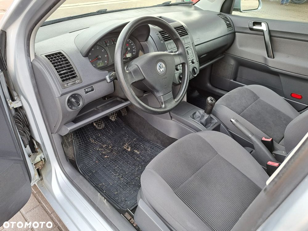 Volkswagen Polo - 14