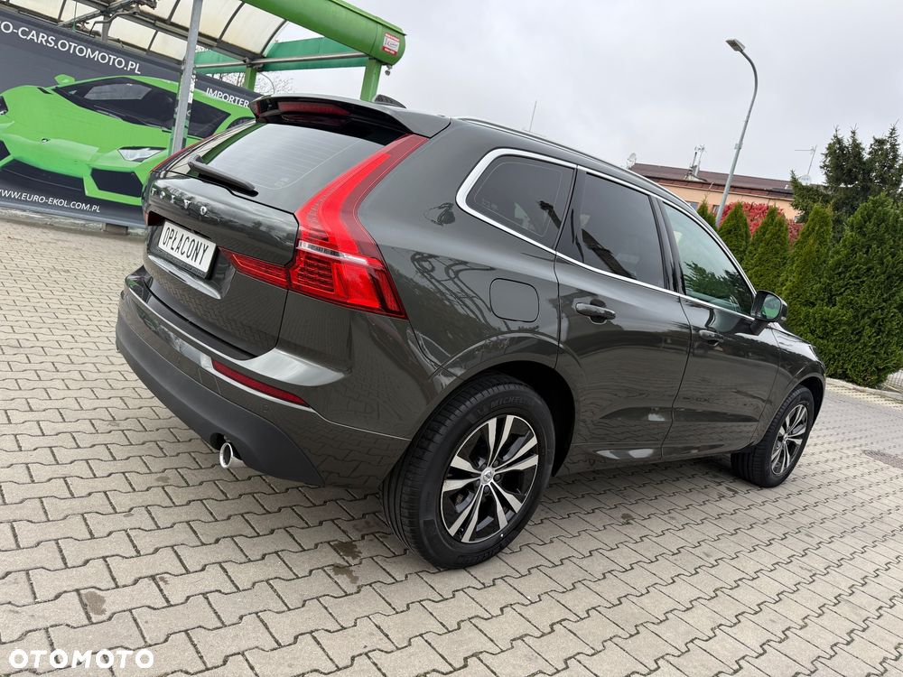 Volvo XC 60 B4 B Geartronic Momentum Pro - 34