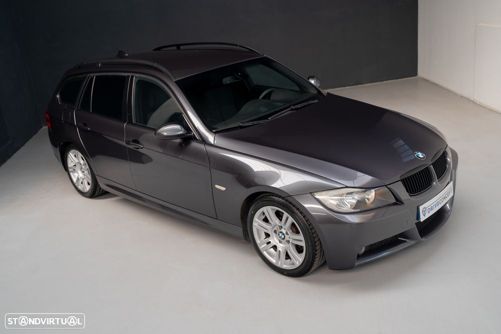 BMW 318 d - 12
