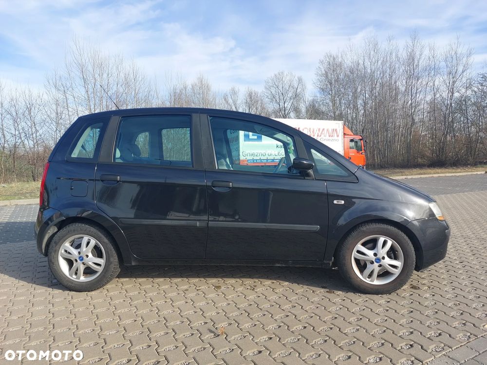 Fiat Idea - 5