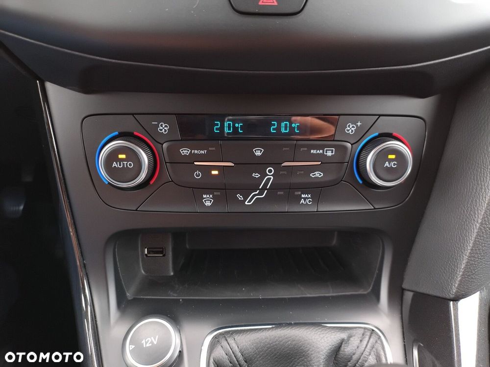 Ford Focus 1.5 EcoBoost Titanium ASS - 21