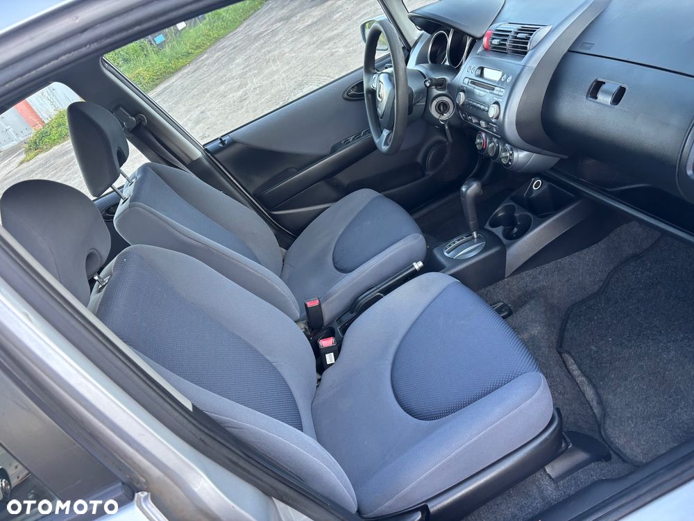 Honda Jazz 1.4 CVT LS - 15