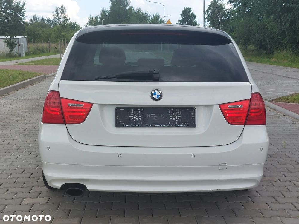 BMW Seria 3 - 21