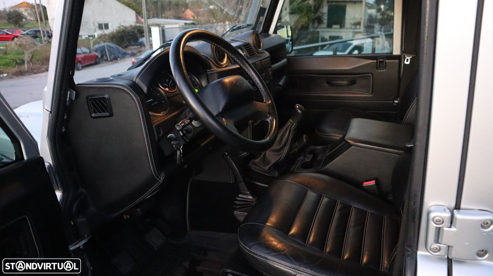 Land Rover Defender 110 CC 2.2 CRD E - 14