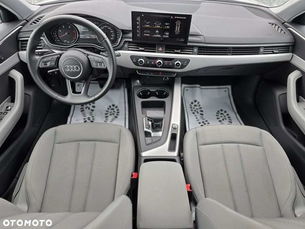 Audi A4 - 4