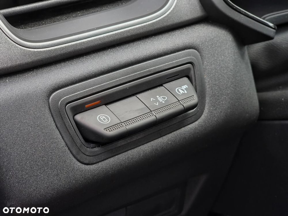Renault Captur - 25