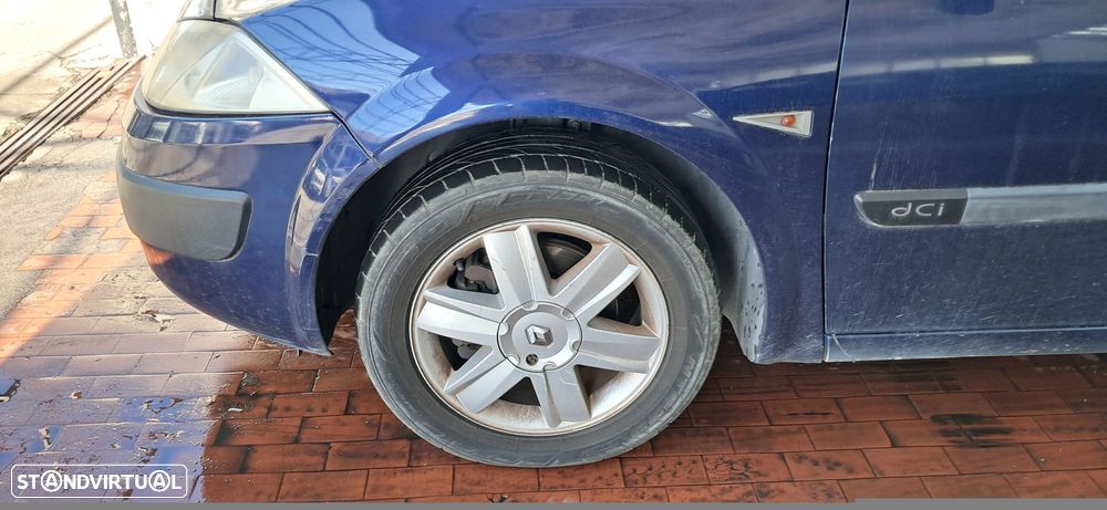 Renault Mégane 1.5 dCi Confort Authentique - 11