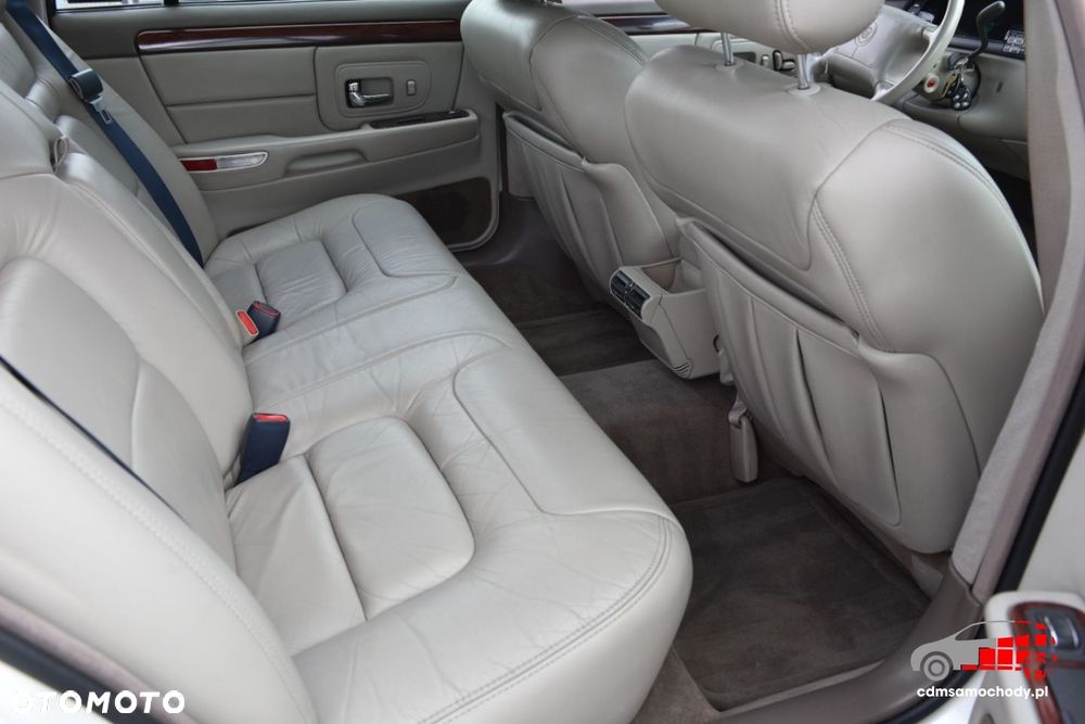 Cadillac Deville - 20