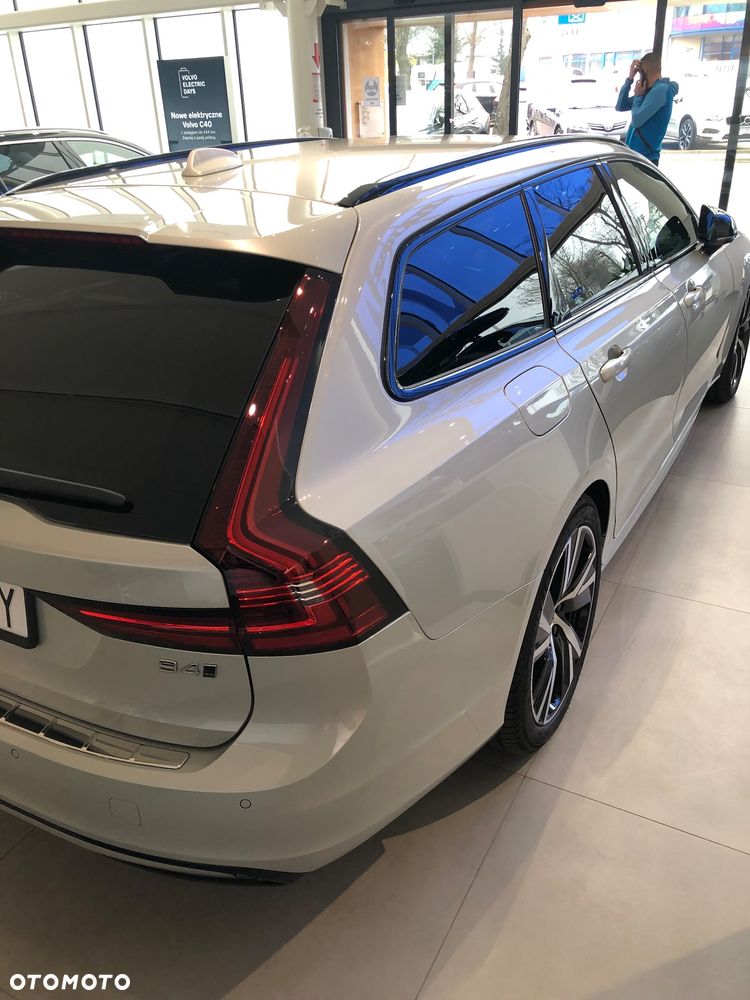Volvo V90 D4 AWD R-Design - 5