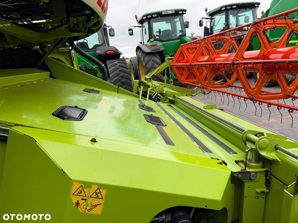 Claas LEXION 670 660  650 JOHN DEERE SERI T 670 - 17