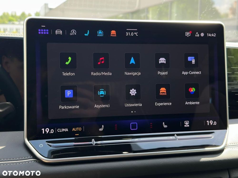 Volkswagen Tiguan 1.5 eTSI Elegance DSG - 18