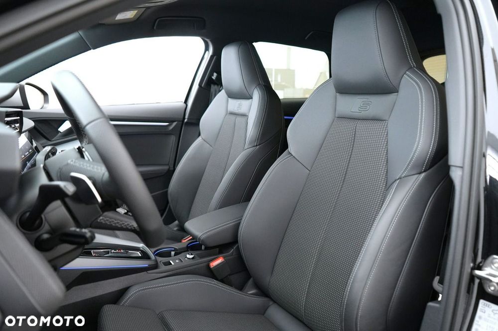 Audi S3 Sportback - 16