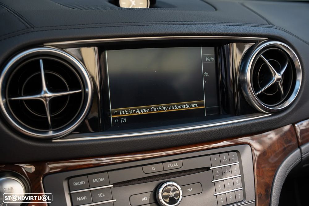 Mercedes-Benz SL 63 AMG - 23