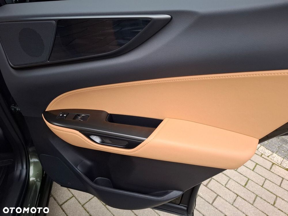 Lexus NX 350h Prestige 2WD - 25