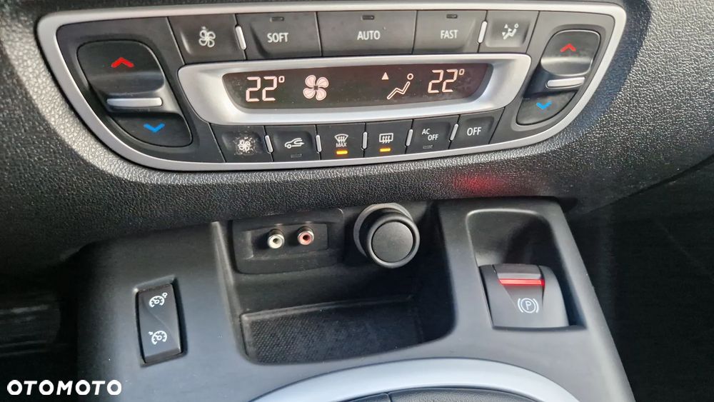 Renault Grand Scenic TCe 130 Bose Edition - 12