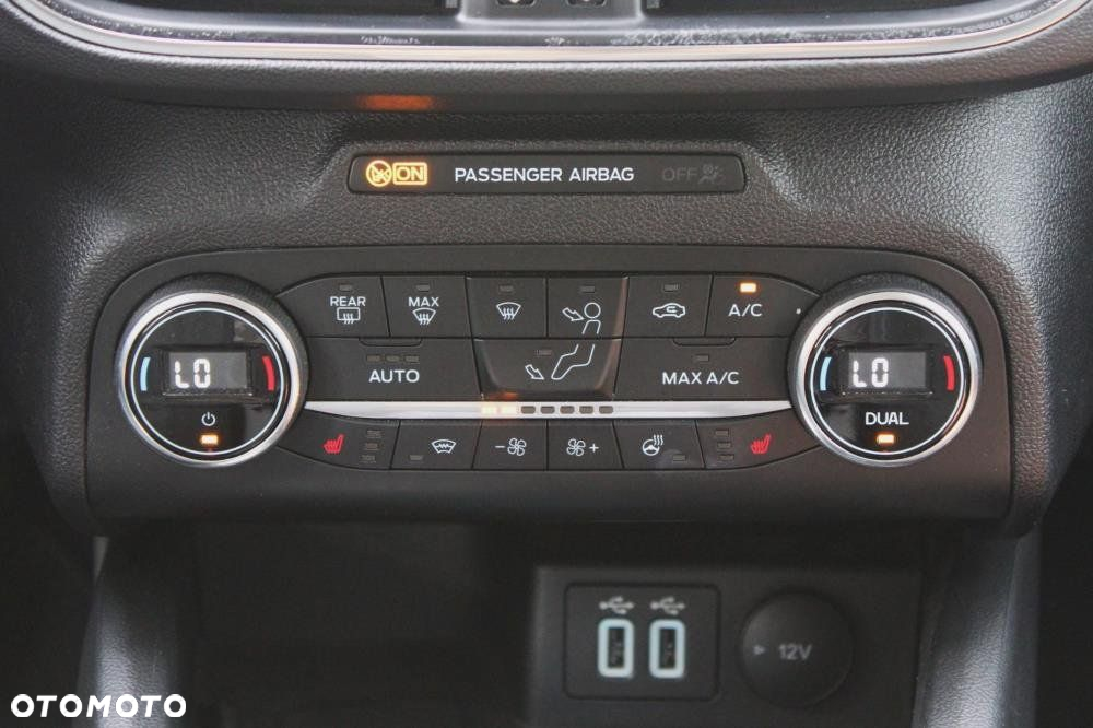 Ford Focus - 17