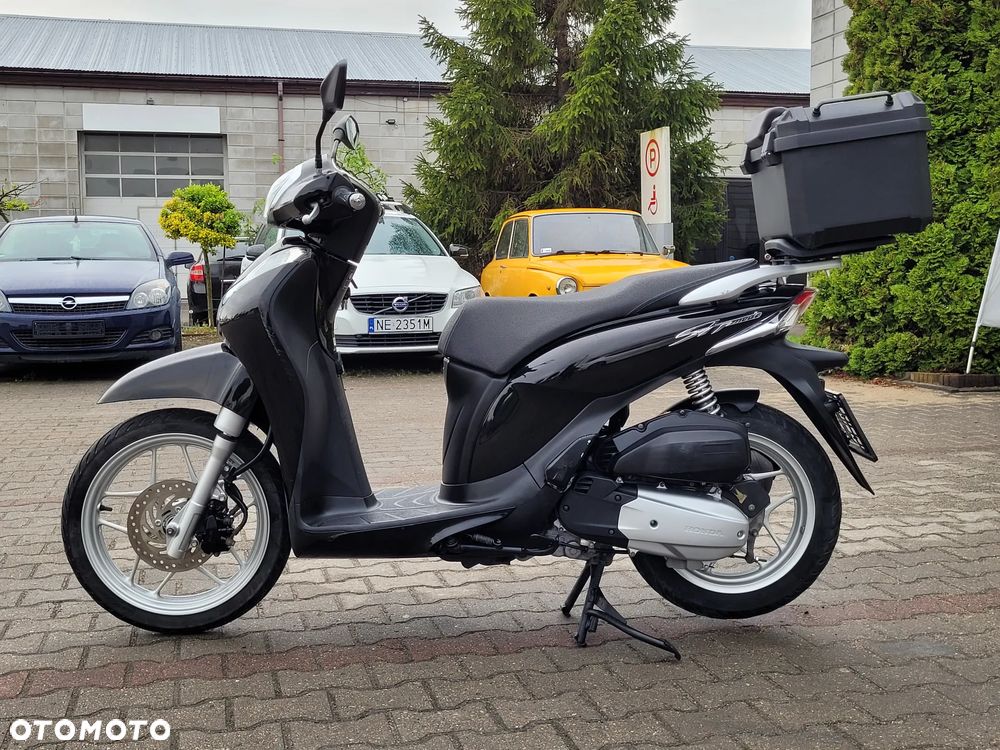 Honda SH - 16