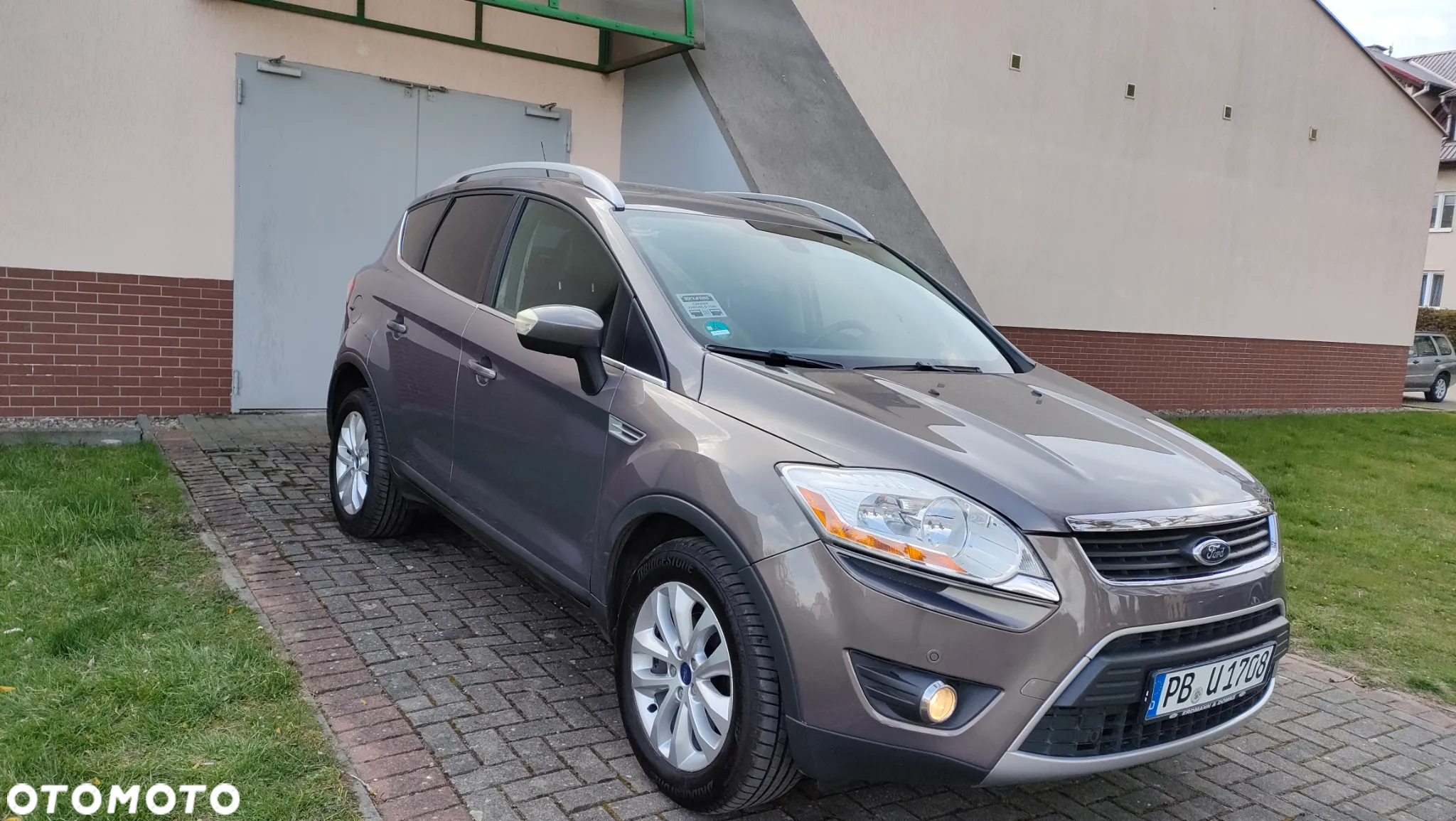 Ford Kuga 2.0 TDCi 4x4 Titanium - 2