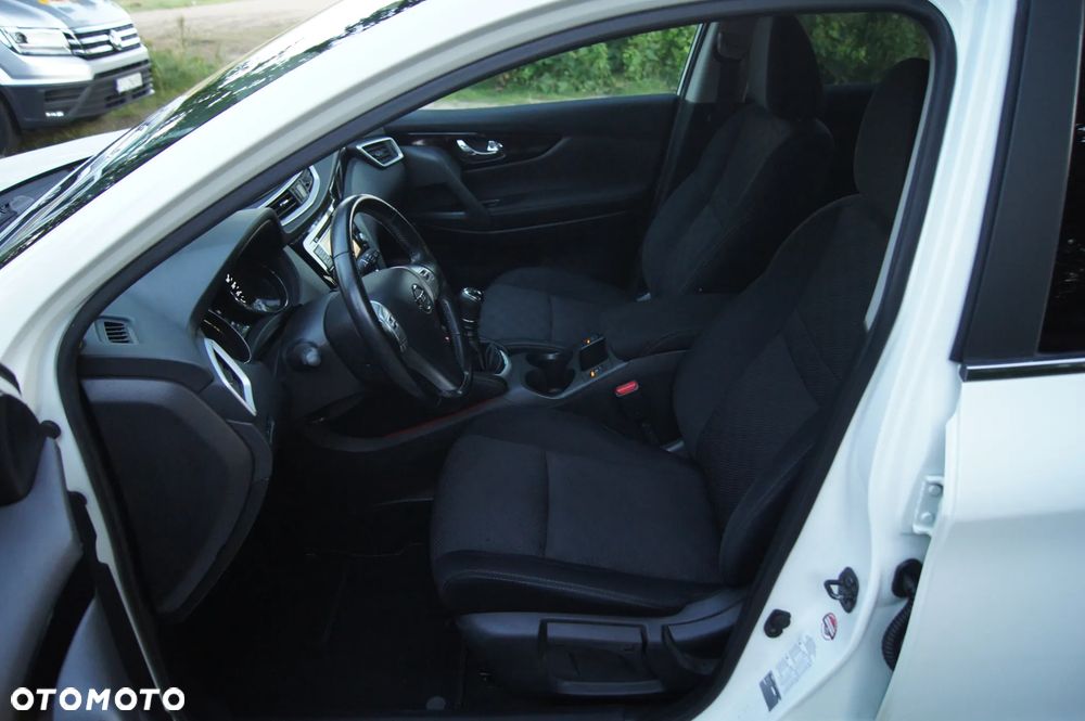 Nissan Qashqai 1.2 DIG-T 360 - 12