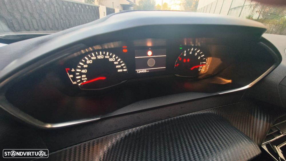 Peugeot 2008 BlueHDi 100 STOP & START Active - 5