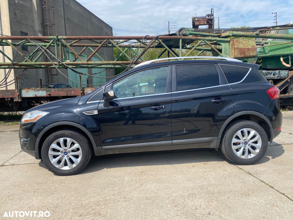 Ford Kuga 2.0 TDCi 4WD Powershift Titanium - 23