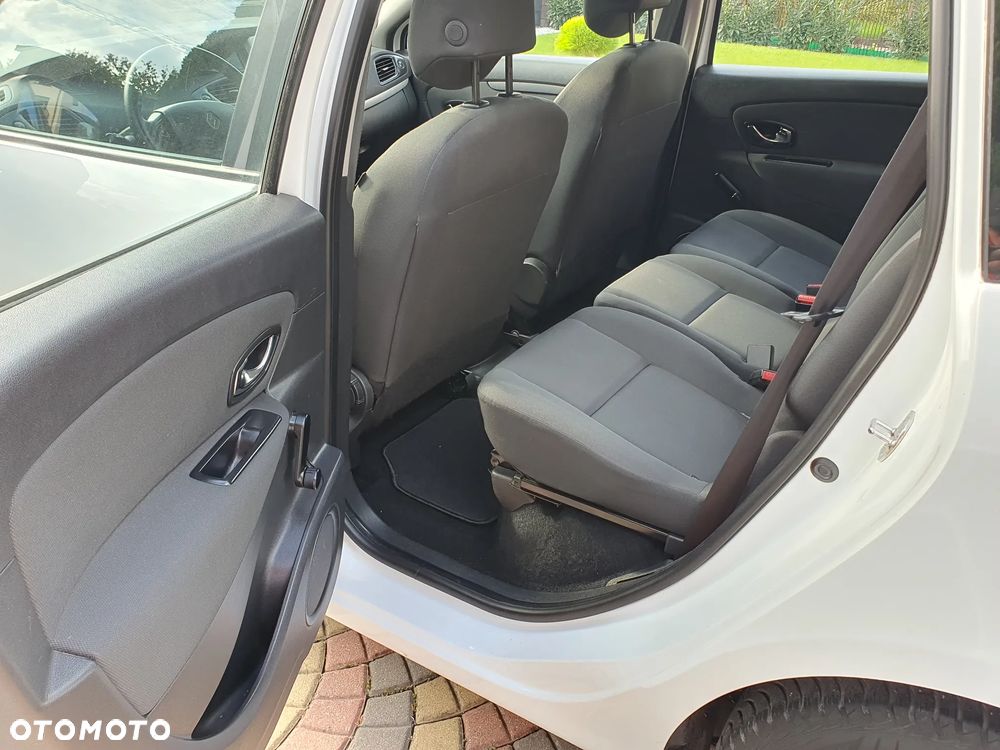 Renault Scenic - 11