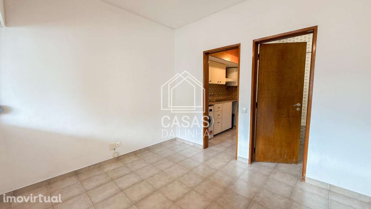 Apartamento T1 no Bairro do Junqueiro - Grande imagem: 2/21